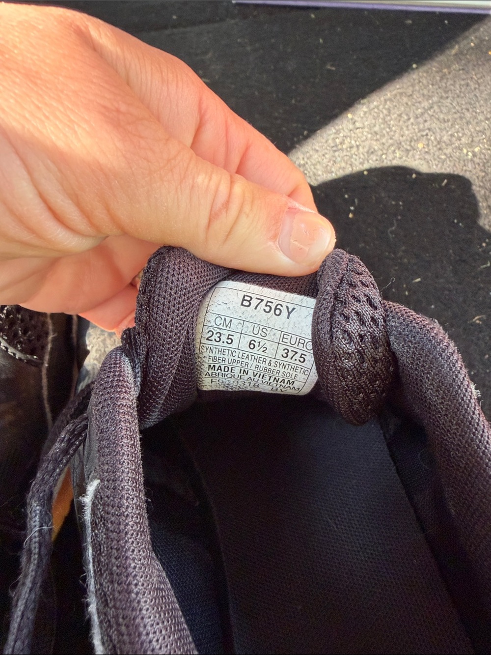 ASICS Volleyball Shoes - Picture 6 of 6